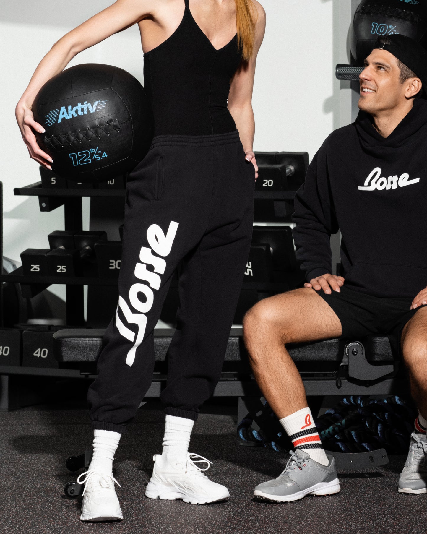 Vertical Logo Sweatpant in Black